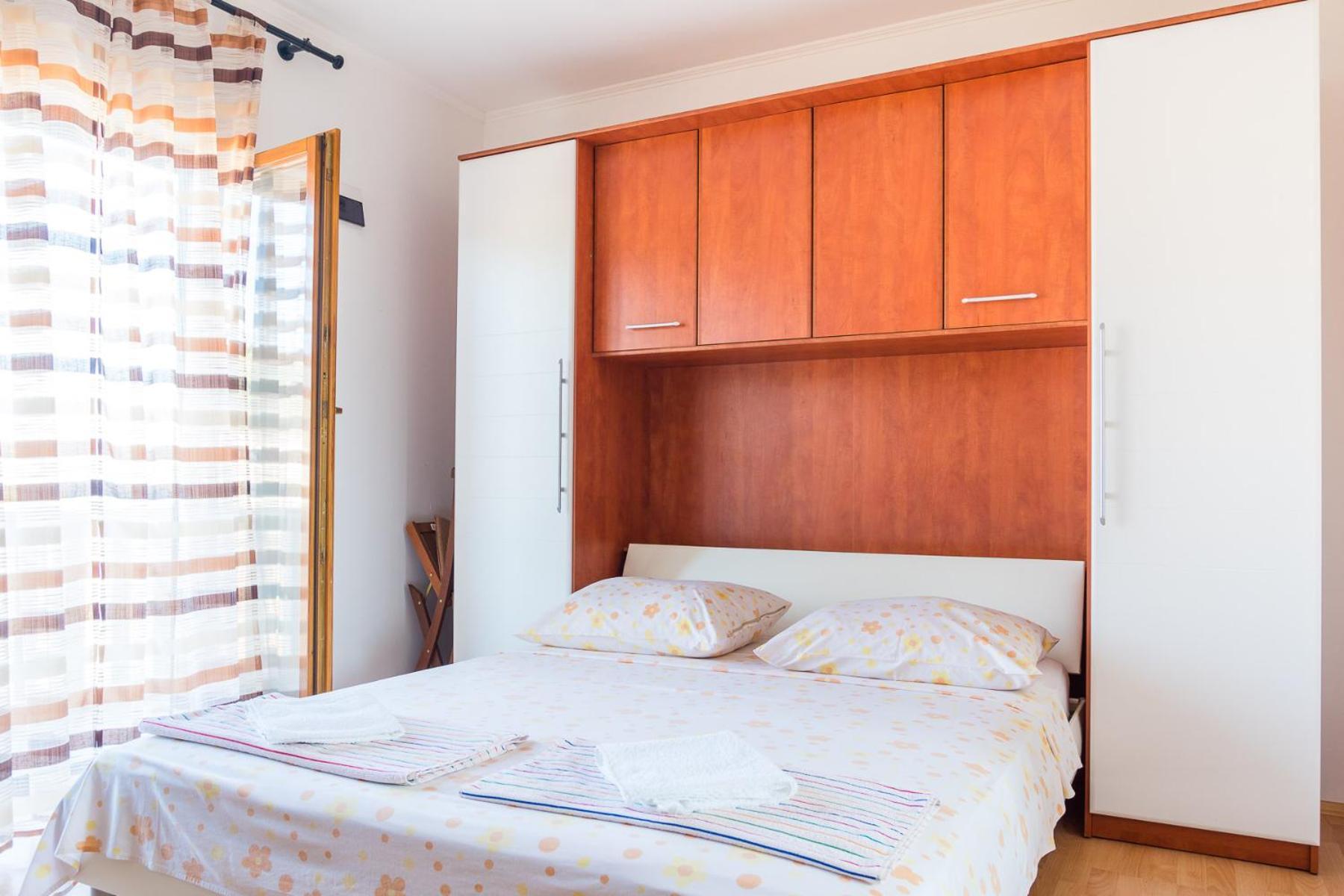 Apartmani Fides Lumbarda Værelse billede