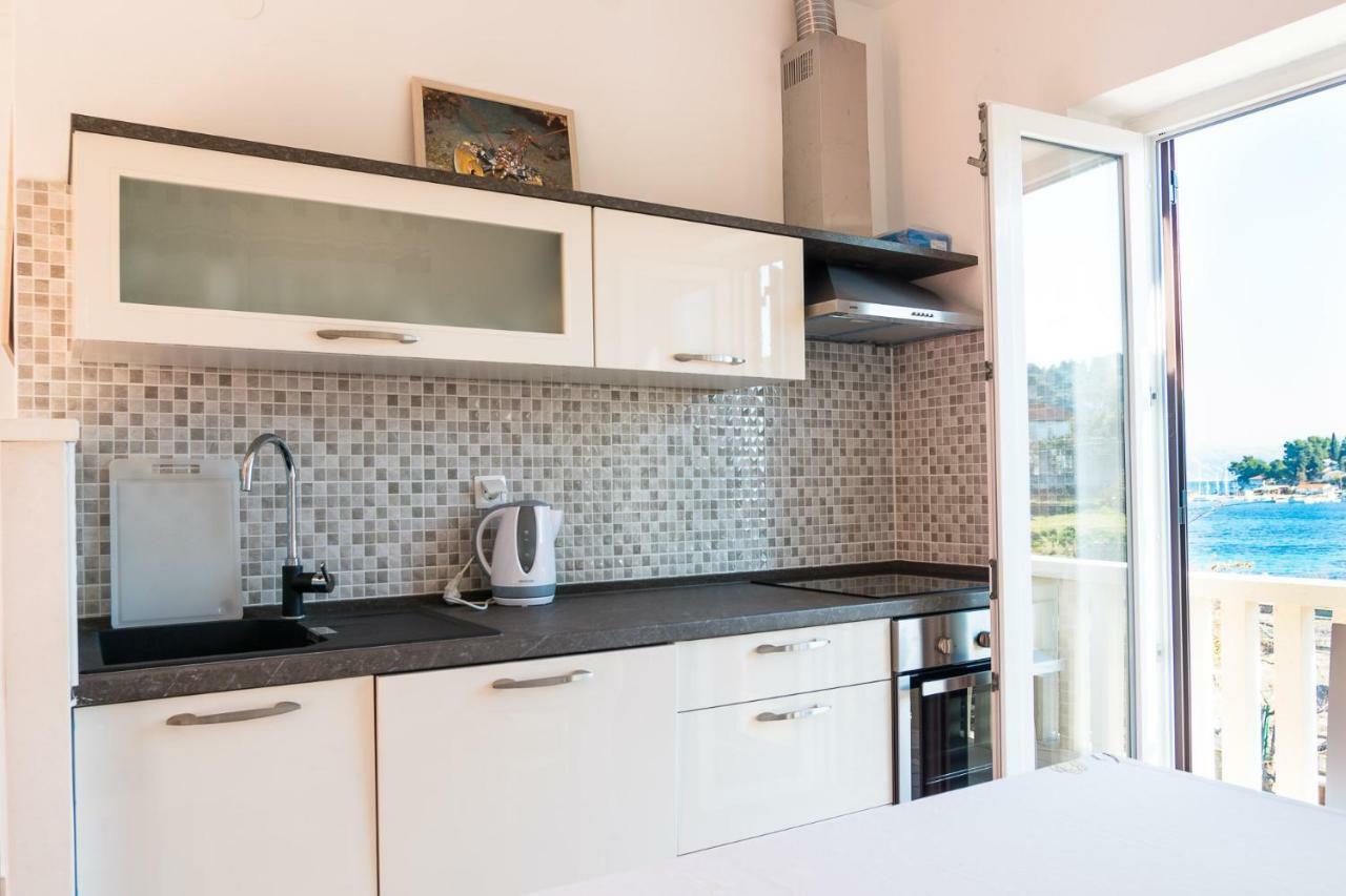 Apartmani Fides Lumbarda Eksteriør billede